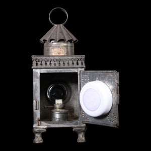 Magic Lantern (Functional), Edouard Lapierre Co., Five Slides Included - c. 1860 to 1870 - France